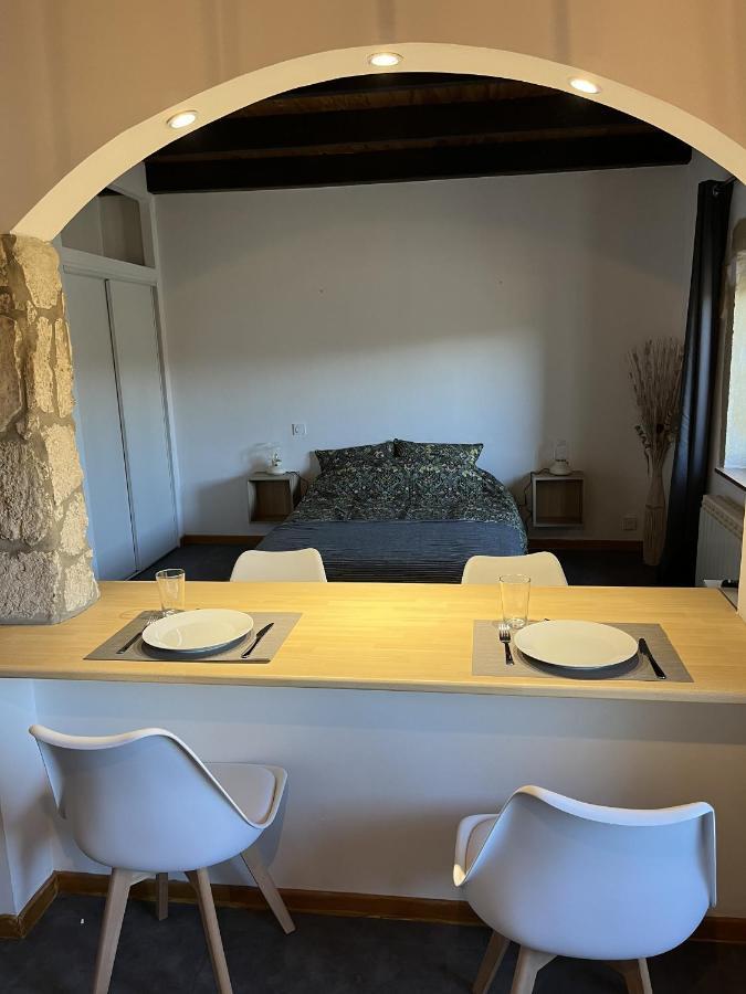 Studio De Charme Au Coeur De Valréas Kültér fotó