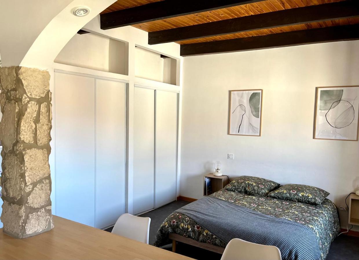 Studio De Charme Au Coeur De Valréas Kültér fotó